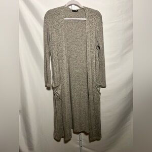 Fashion Nova Women’s Long Lightweight Gray Cardigan